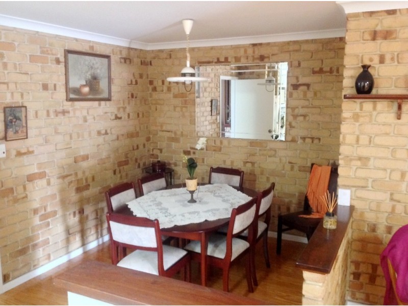 21 Barnes Avenue, Australind WA 6233