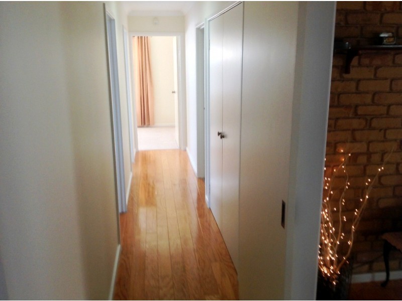 21 Barnes Avenue, Australind WA 6233