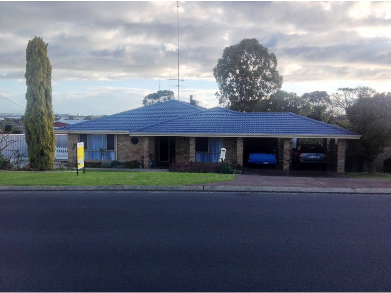 21 Barnes Avenue, Australind WA 6233