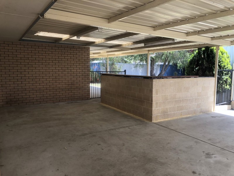 10 Plowers Place, Withers WA 6230