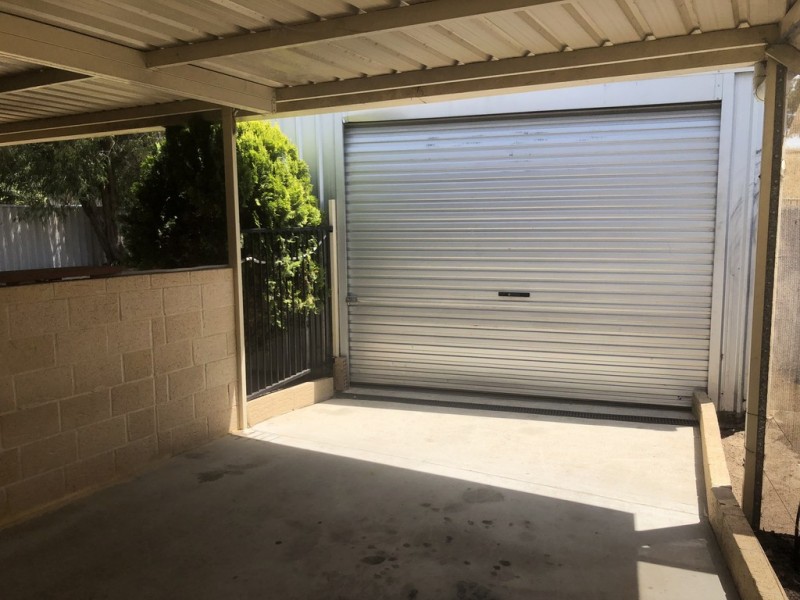 10 Plowers Place, Withers WA 6230