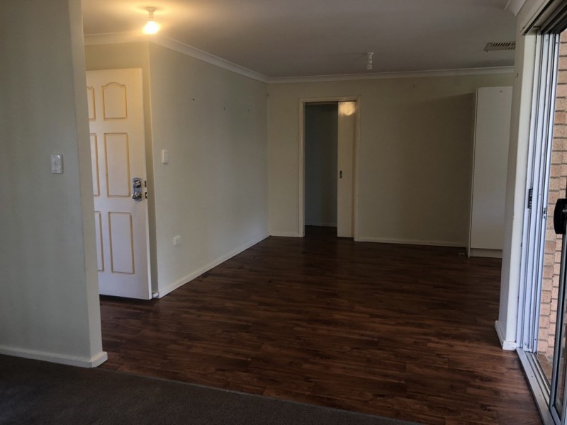 10 Plowers Place, Withers WA 6230