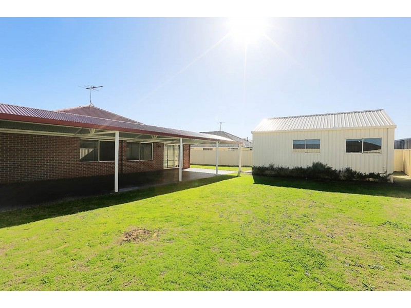 113 Leschenault Parade, Australind WA 6233