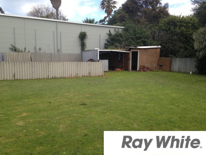 32 Albert Road, Bunbury WA 6230