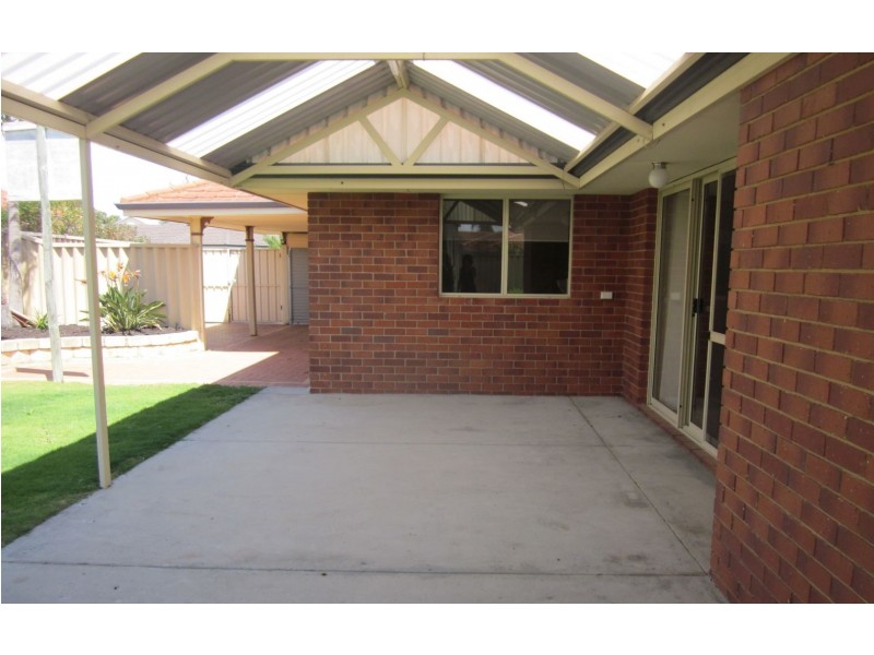 3 Bosberry Close, Eaton WA 6232