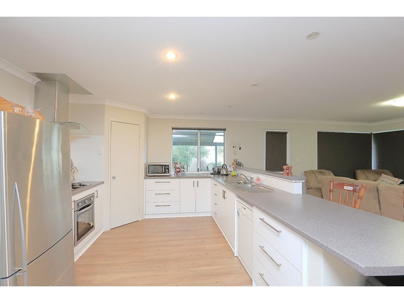 10 Limousin Turn, Eaton WA 6232