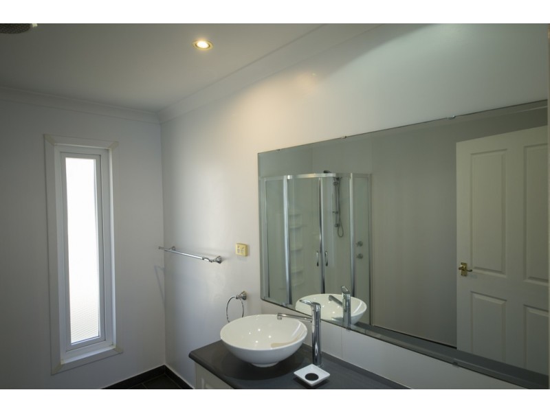 5 Christchurch Place, College Grove WA 6230