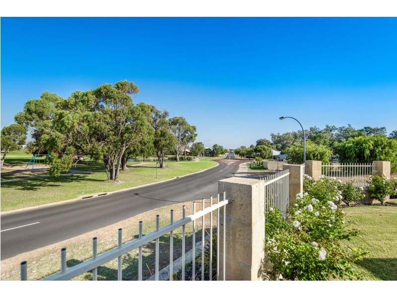 2 Fairhill Road, Australind WA 6233