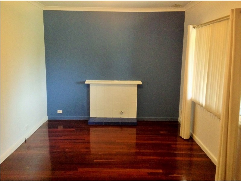 37 Hands Avenue, Carey Park WA 6230