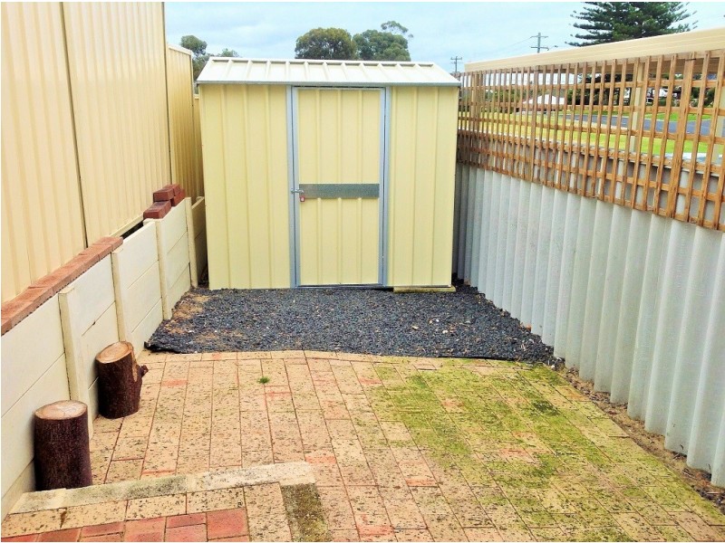 37 Hands Avenue, Carey Park WA 6230