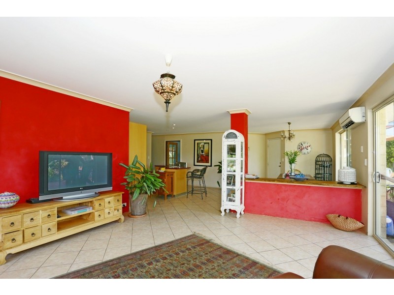 9 Nyabing Way, Withers WA 6230