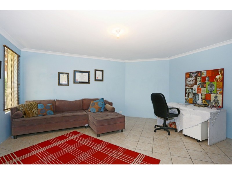 9 Nyabing Way, Withers WA 6230