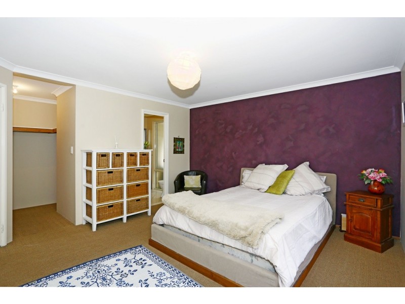 9 Nyabing Way, Withers WA 6230