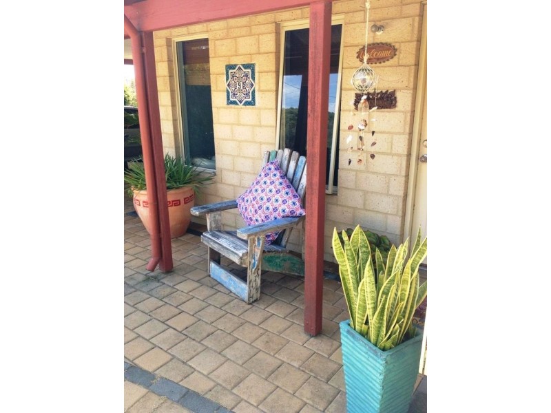 9 Nyabing Way, Withers WA 6230