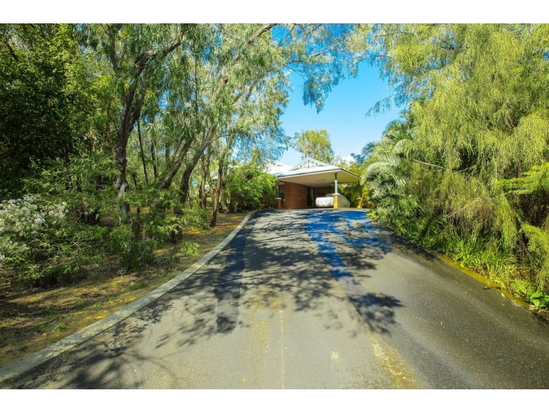 5 Leake Court, Leschenault WA 6233