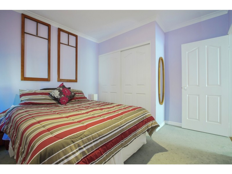 5 Leake Court, Leschenault WA 6233