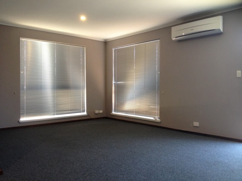 7/6 Hough Road, East Bunbury WA 6230