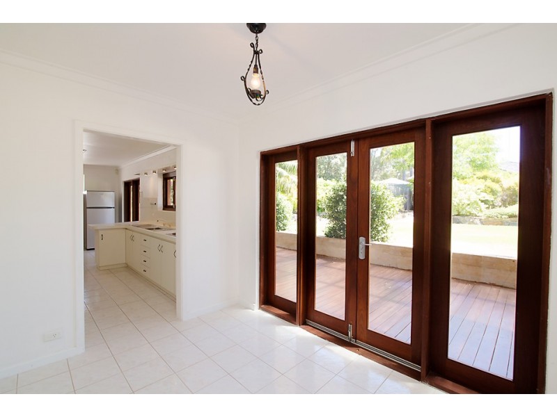 4 Sturt Street, South Bunbury WA 6230