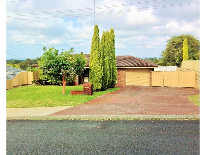 6 Parkfield Way, Australind WA 6233