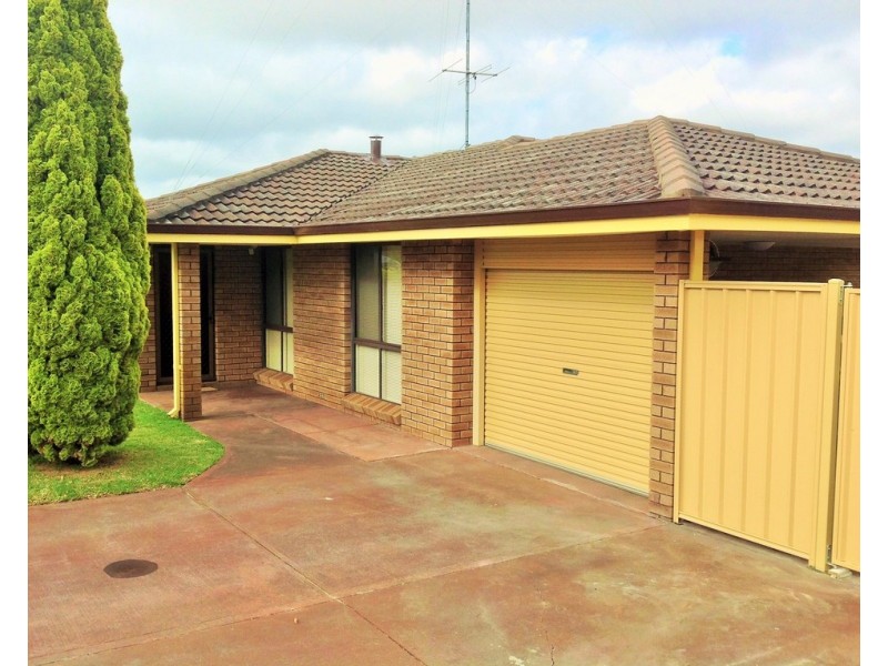 6 Parkfield Way, Australind WA 6233