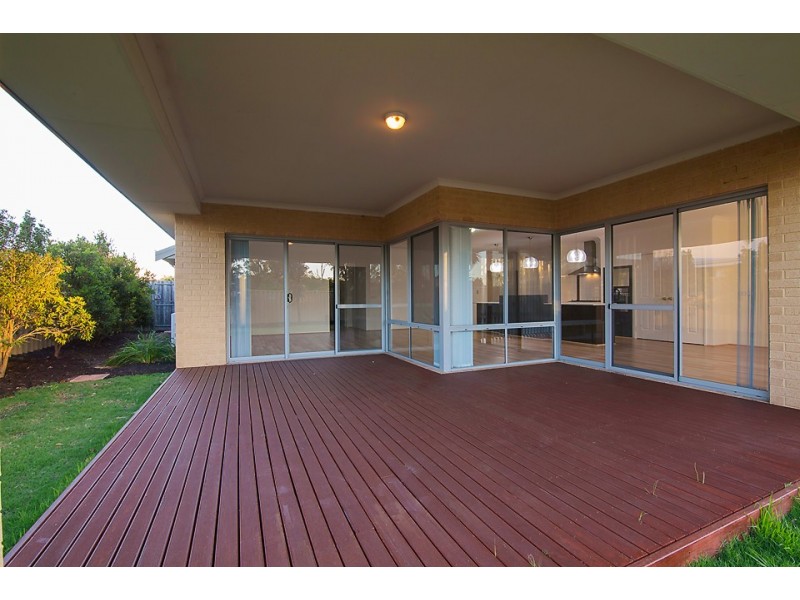 34 Nicolay Approach, Dalyellup WA 6230