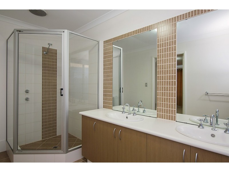 34 Nicolay Approach, Dalyellup WA 6230