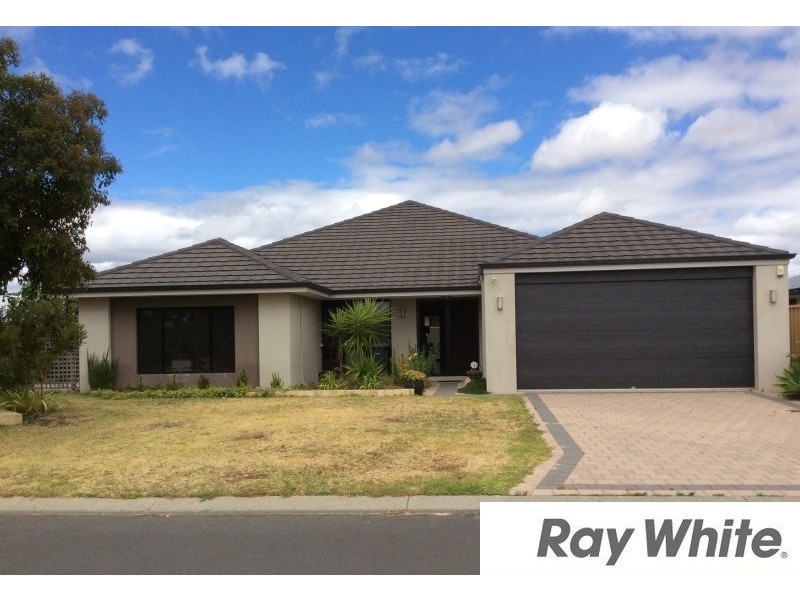 1 Clarence Crescent, Millbridge WA 6232