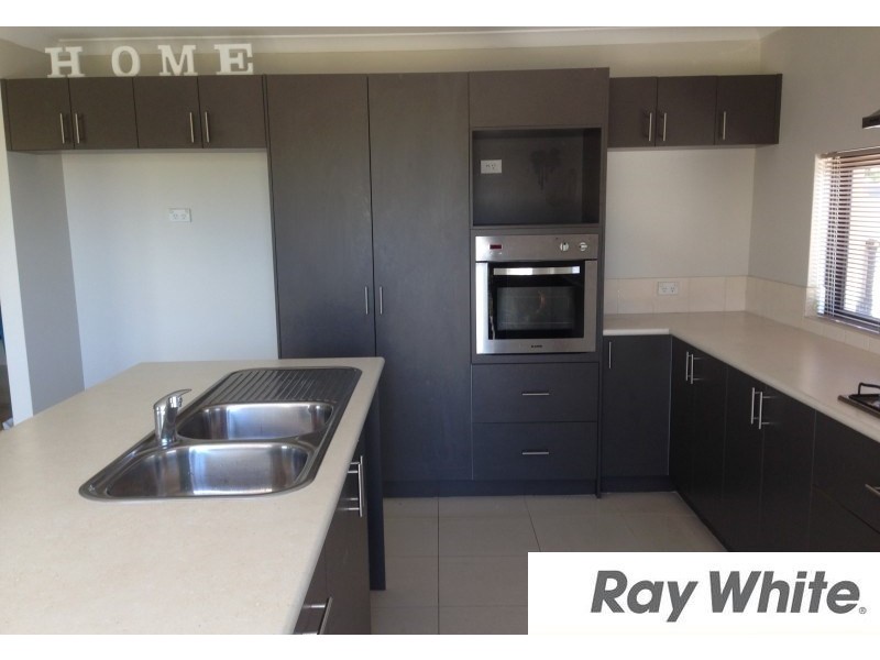 1 Clarence Crescent, Millbridge WA 6232