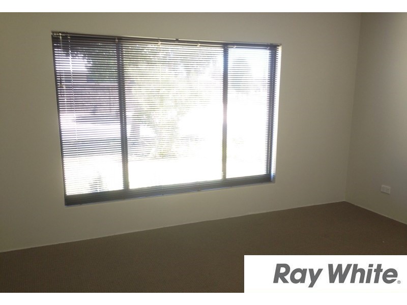 1 Clarence Crescent, Millbridge WA 6232