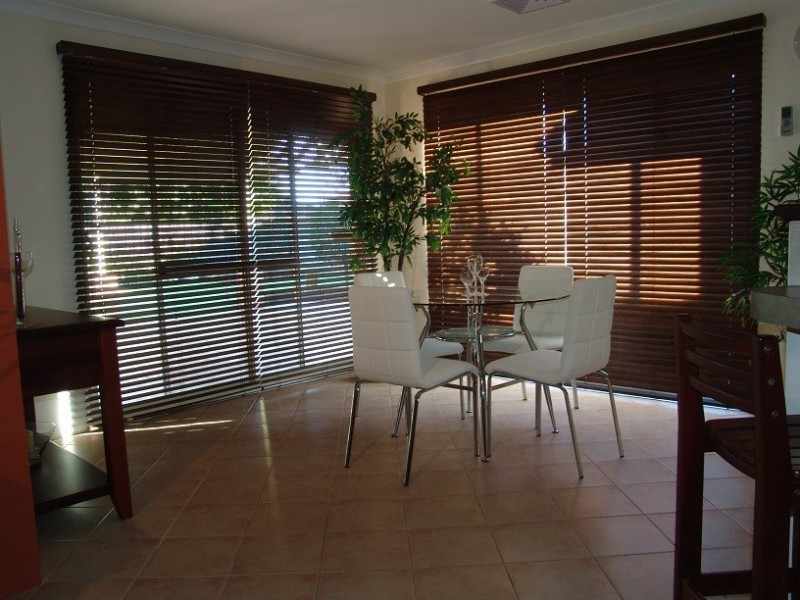 35 Barton Drive, Australind WA 6233