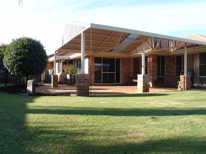 35 Barton Drive, Australind WA 6233