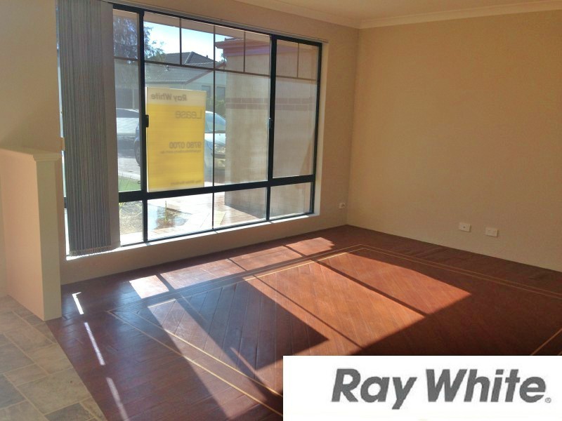 11 Wandoo Road, Dalyellup WA 6230