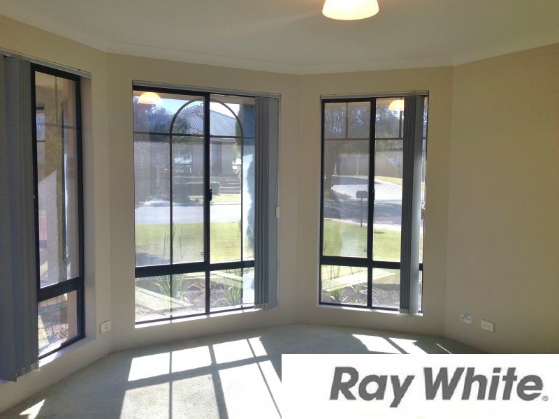 11 Wandoo Road, Dalyellup WA 6230
