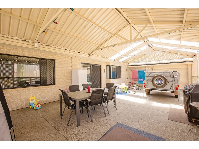 7 Claddagh Road, Australind WA 6233