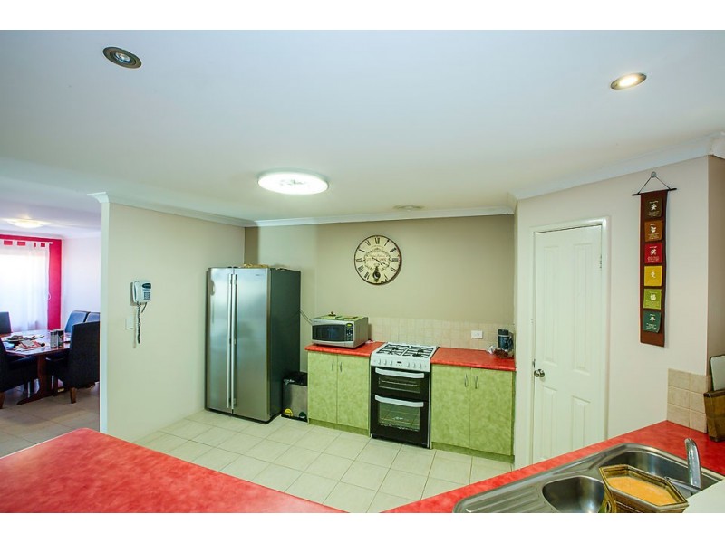 44 Peppermint Boulevard, College Grove WA 6230