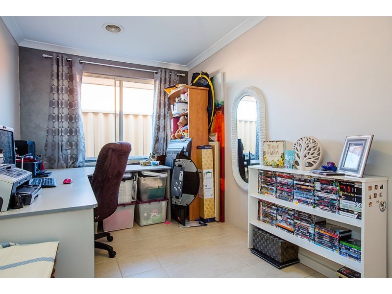 44 Peppermint Boulevard, College Grove WA 6230