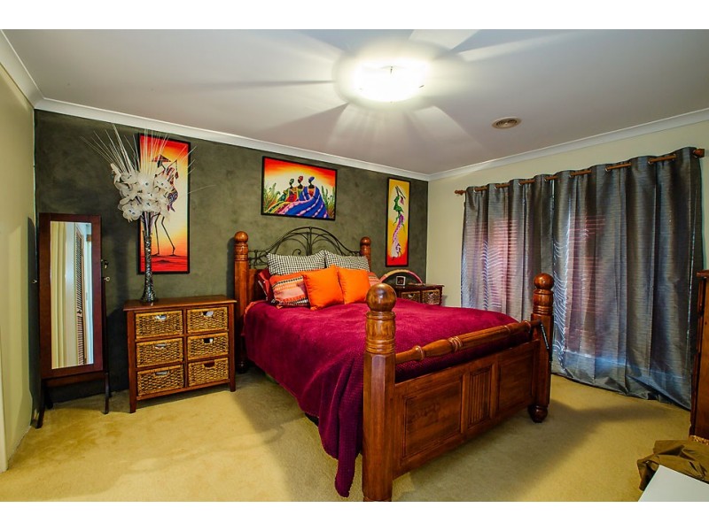 44 Peppermint Boulevard, College Grove WA 6230