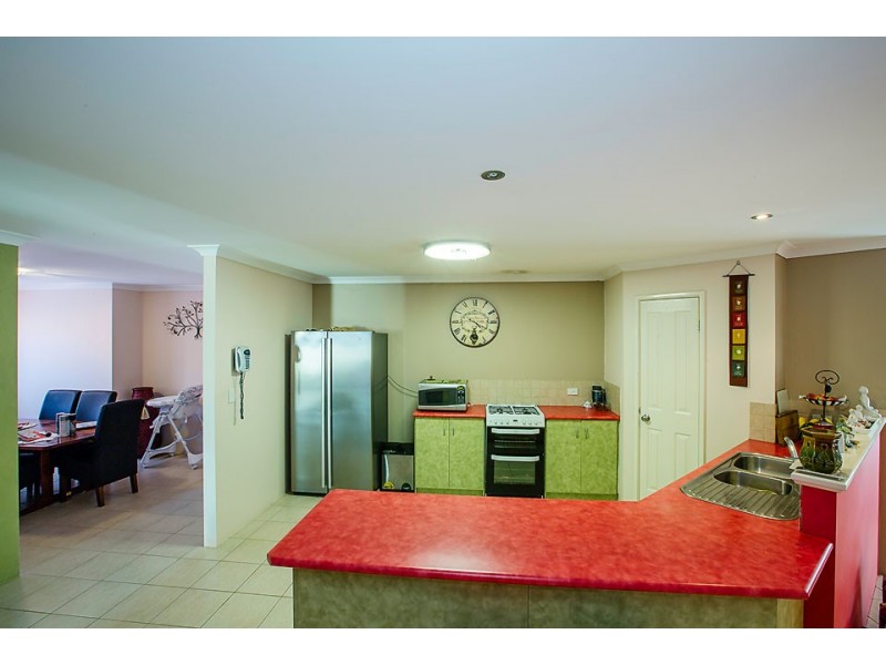 44 Peppermint Boulevard, College Grove WA 6230