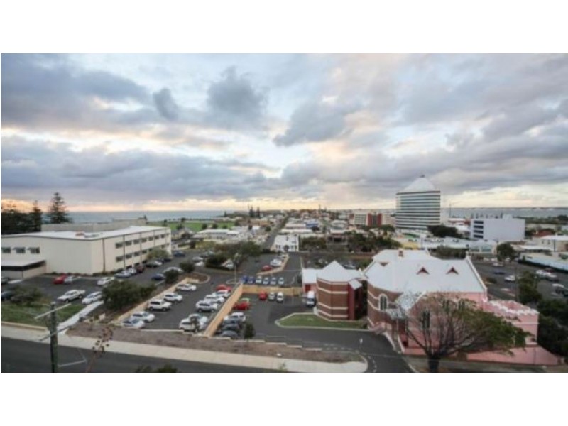 17/11 Prinsep Street, Bunbury WA 6230