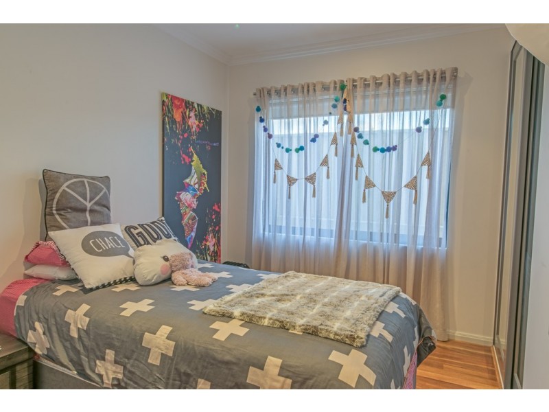 15 Katinka Street, Dalyellup WA 6230