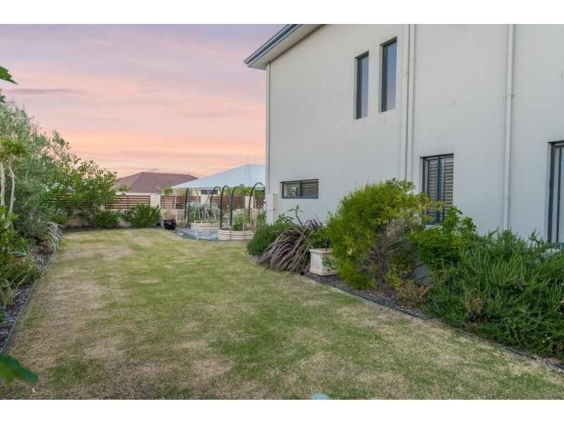 15 Katinka Street, Dalyellup WA 6230