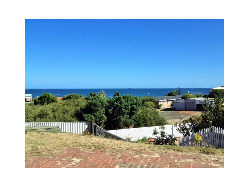 8 Haig Crescent, Bunbury WA 6230