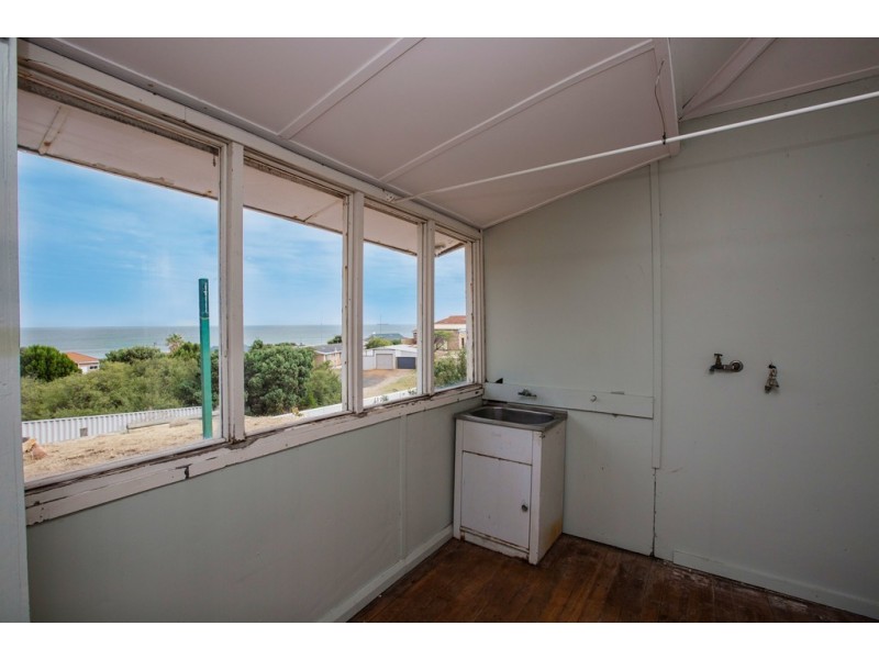 8 Haig Crescent, Bunbury WA 6230