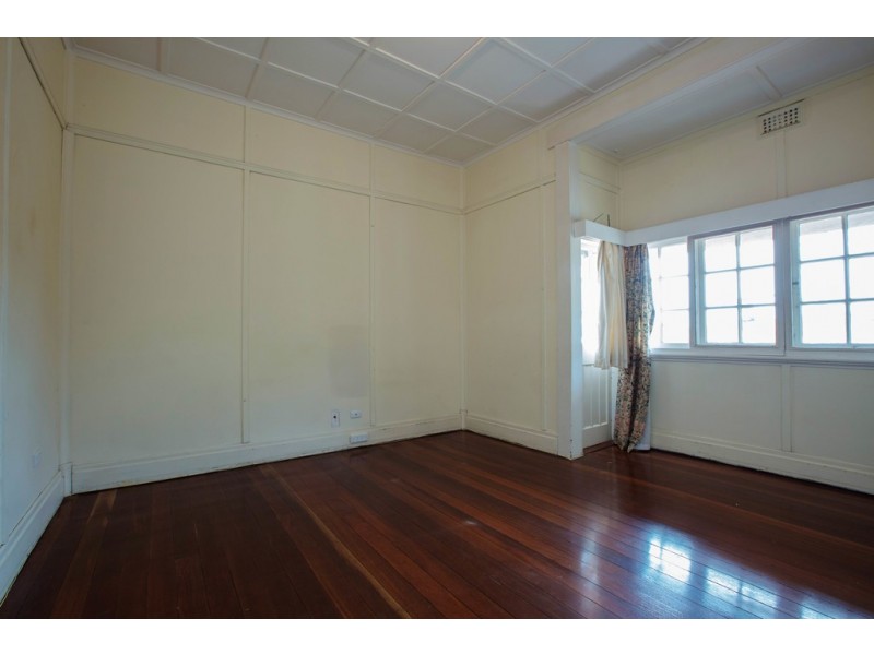 8 Haig Crescent, Bunbury WA 6230