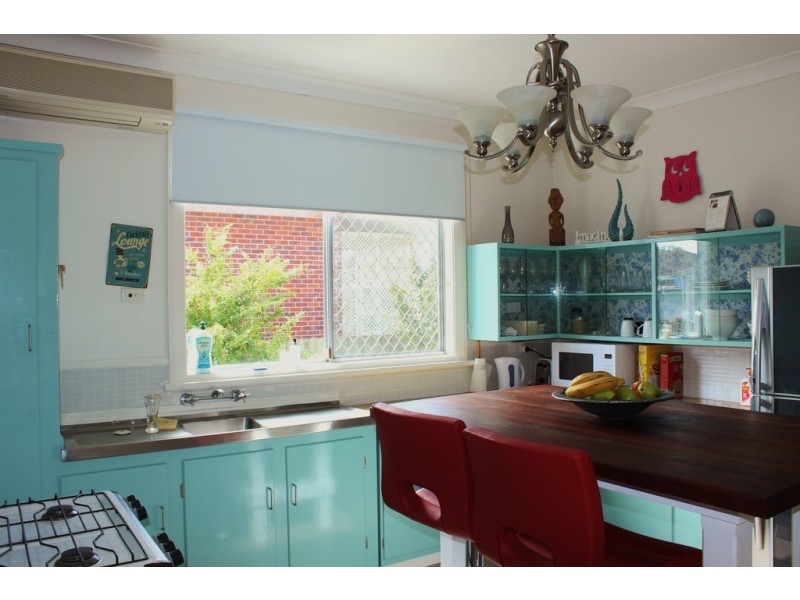 18 Teeluk Road, Carey Park WA 6230