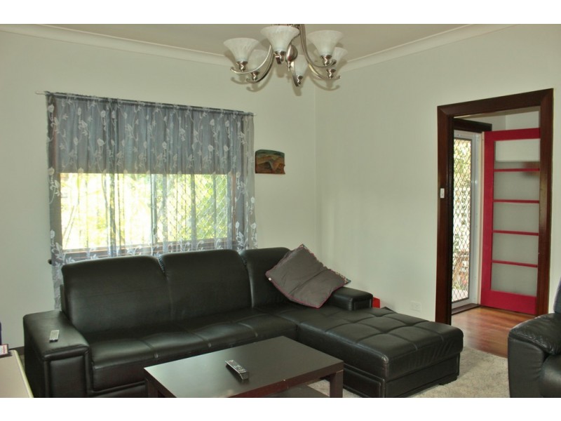 18 Teeluk Road, Carey Park WA 6230