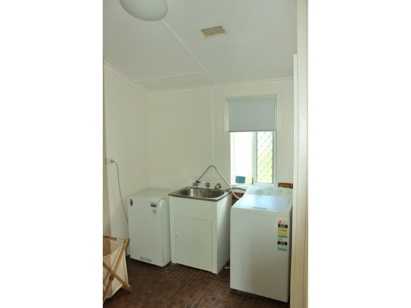 18 Teeluk Road, Carey Park WA 6230