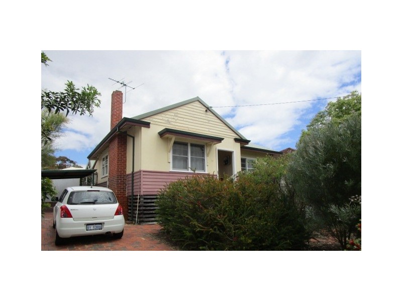 14 Mitchell Crescent, Carey Park WA 6230