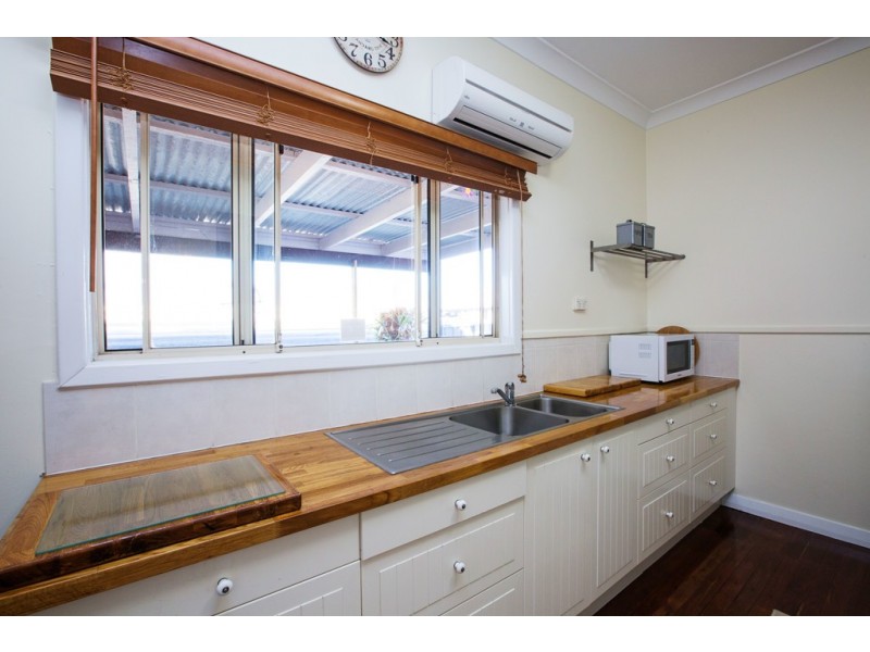 20A Frankel Street, Carey Park WA 6230