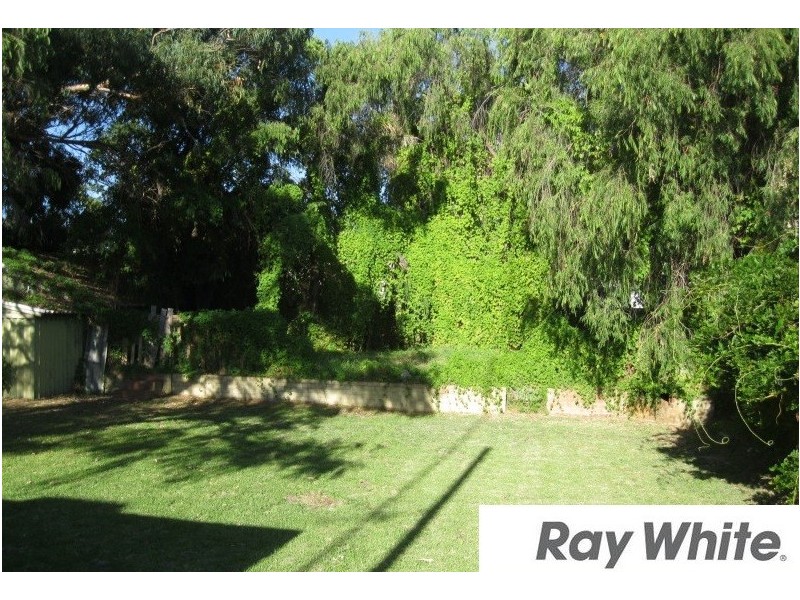 245 Old Coast Road, Australind WA 6233